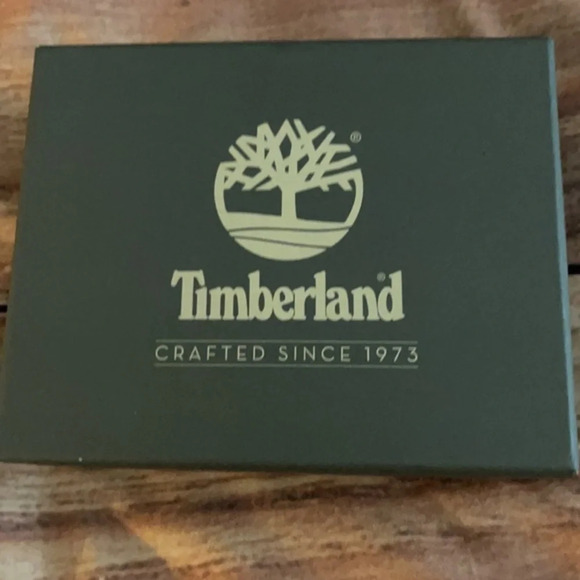 🎉🎉HOST PICK🎉🎉Timberland Genuine Leather Passcase Wallet, NWT - Picture 8 of 8